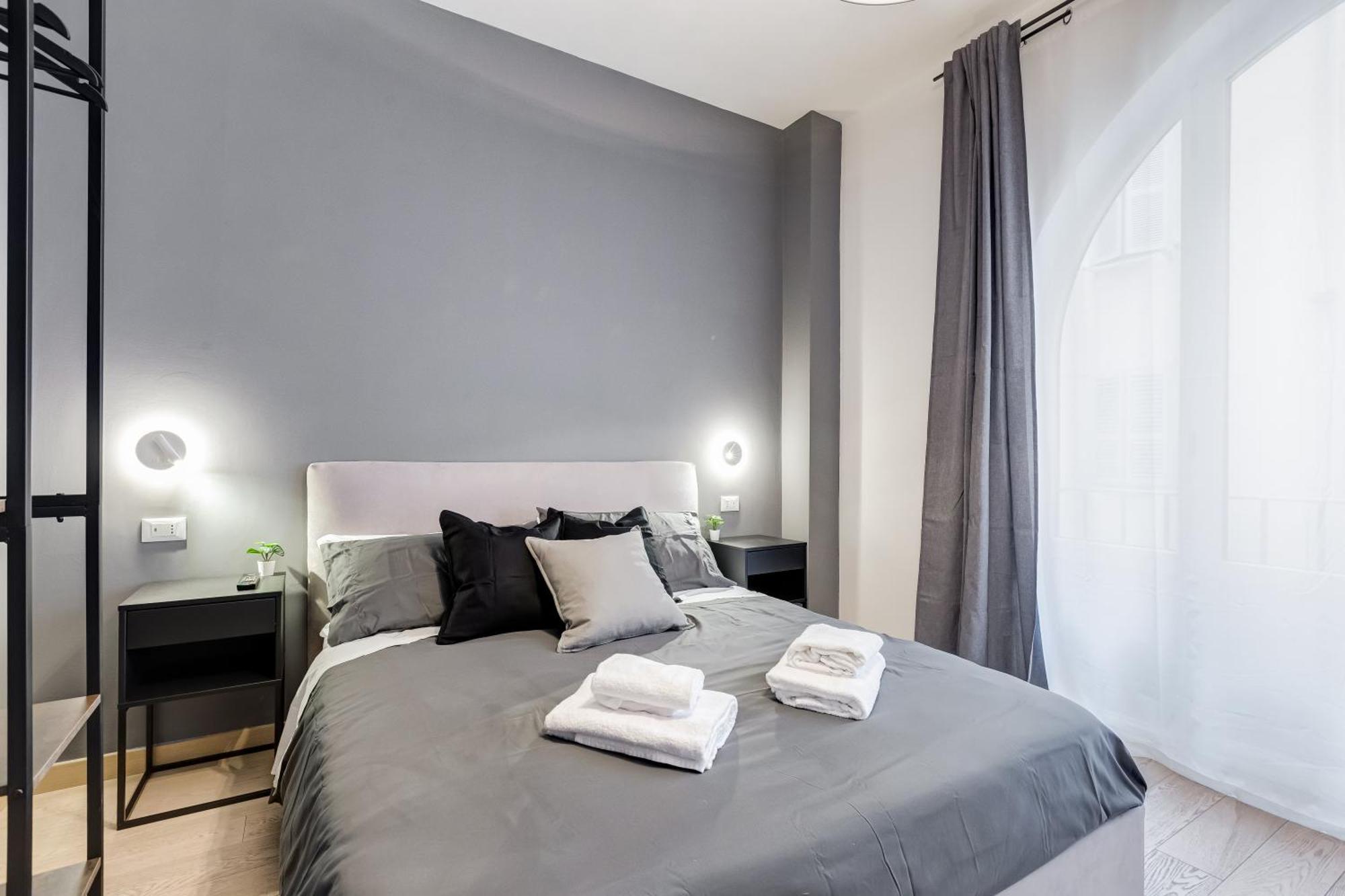 Classy 2-bdr In Termini District * Rom